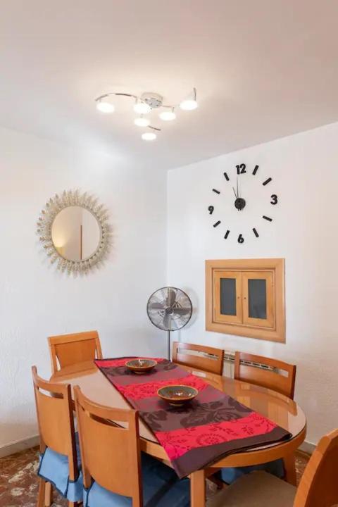 Ferienwohnung Sea Front Apart. 2 Pools / 1ª Linea. 2 Piscinas Segur de Calafell Exterior foto